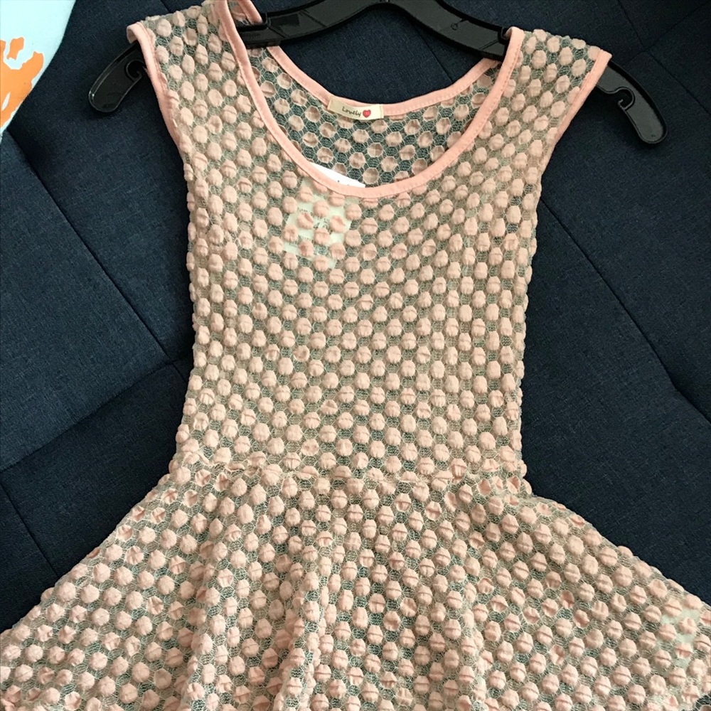NWT Lightweight Pink Peplum Top Size S